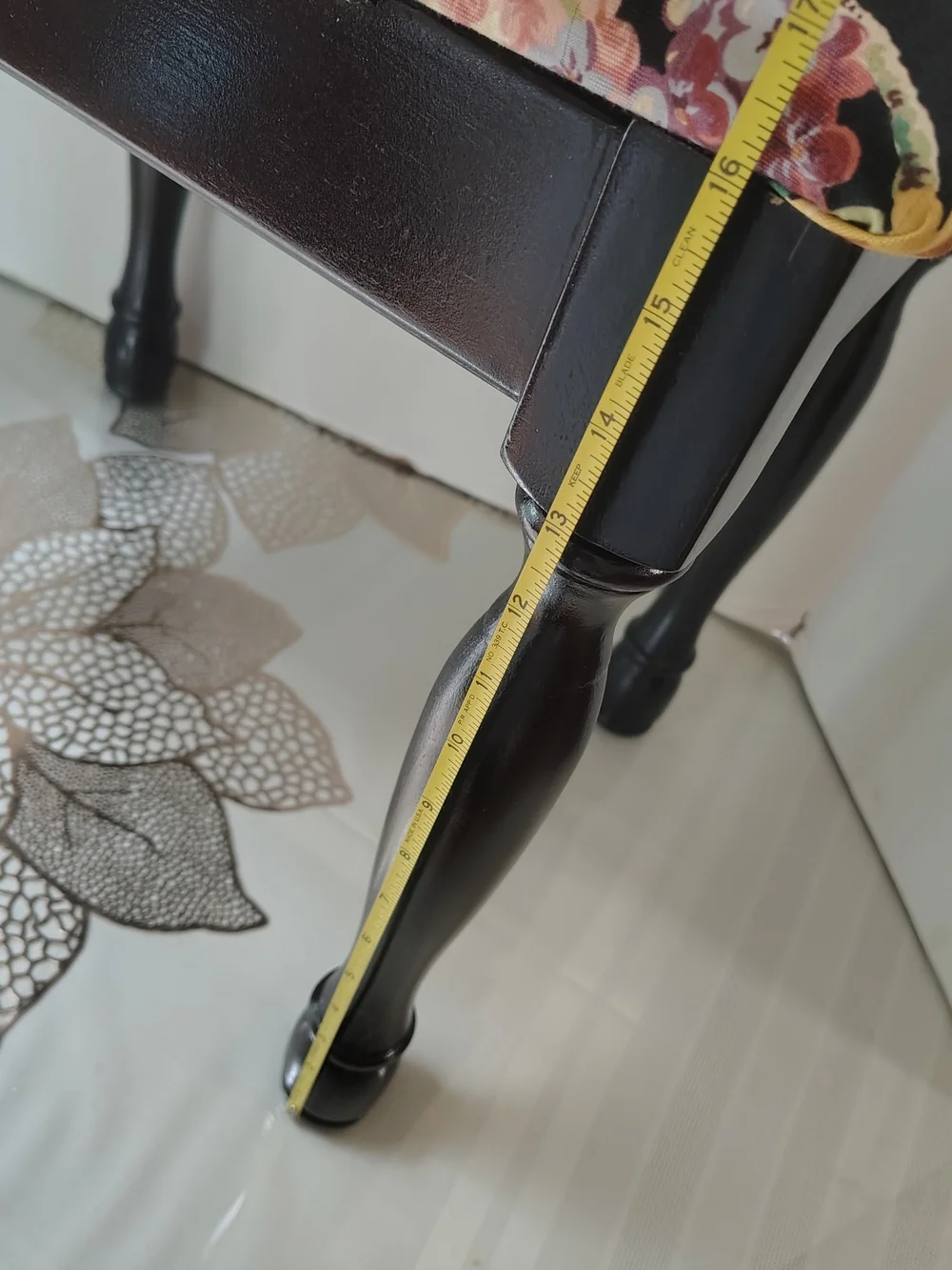 Vintage Floral Upholstered Accent Stool - Black Floral Storage 17